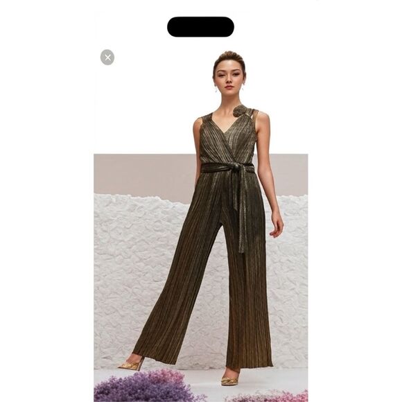 Anthropologie Vanessa Virginia V-neck Gold Metallic Sleeveless Jumpsuit XS Palaz - Picture 1 of 5